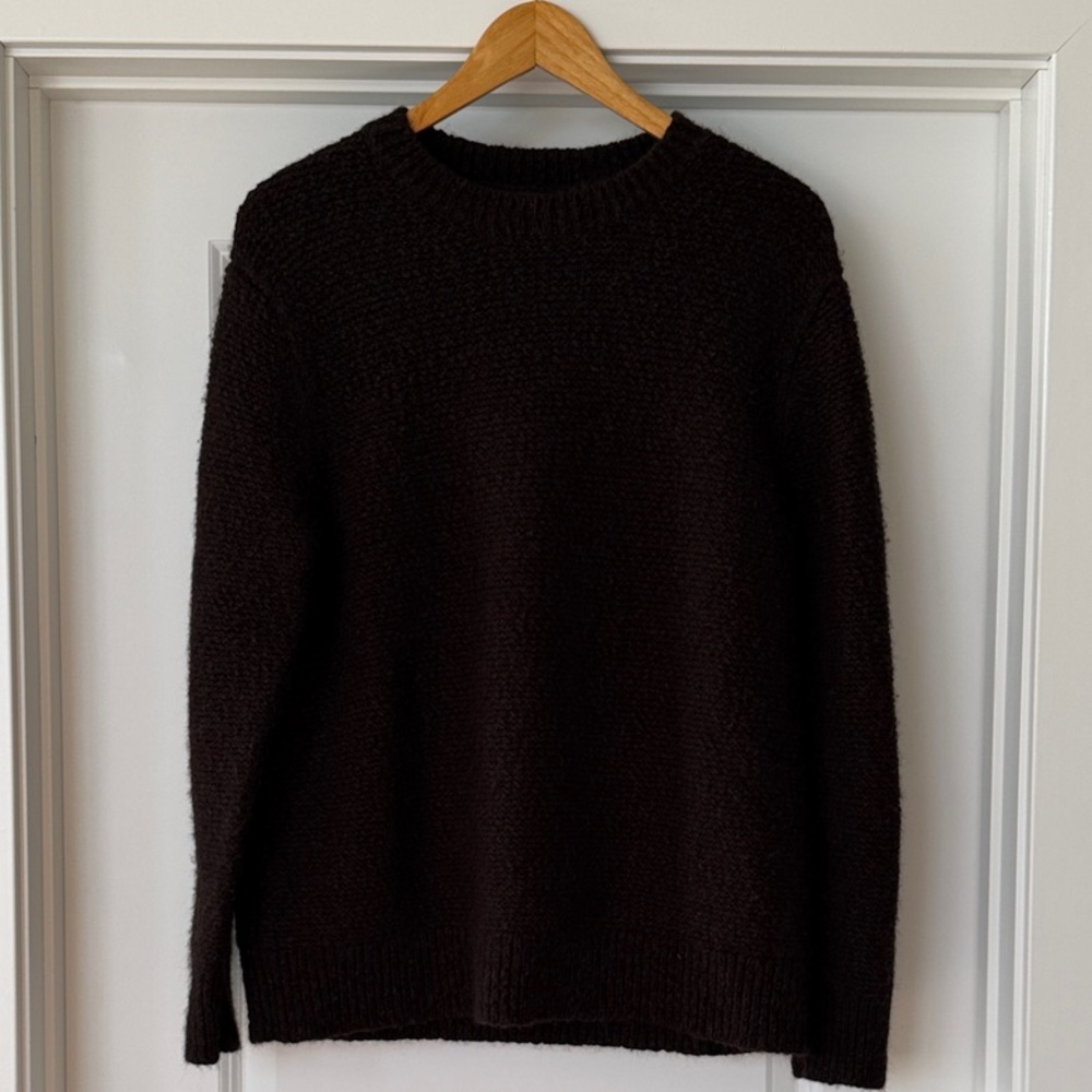 Banana Republic Men's Dark Brown Crewneck Sweater